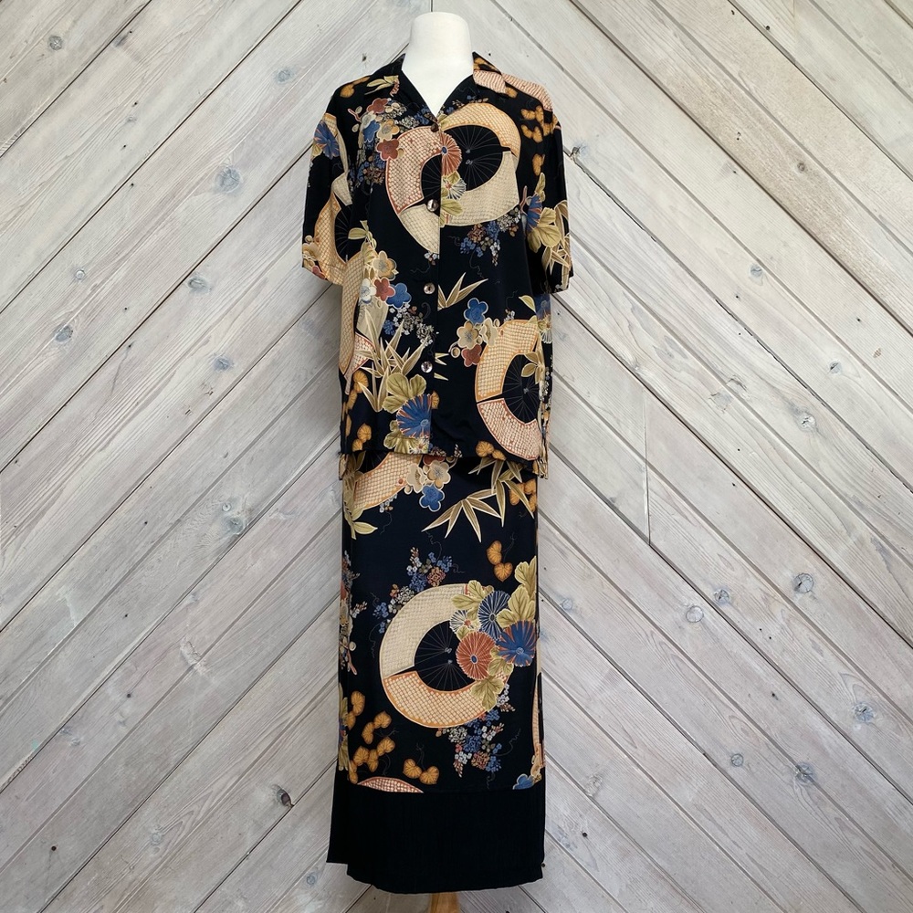 Vintage Cleo Asian Inspired Print Shirt and Skirt Set